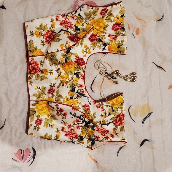 Indian blouse saree blouse - Picture 3 of 6